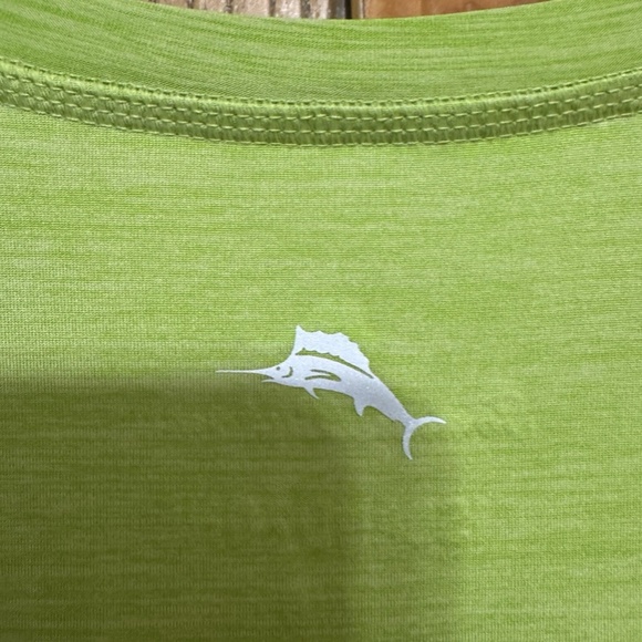 Tommy Bahama "Island Zone" Large Green Short Sleeve Crewneck T-Shirt UPF 30 - Picture 3 of 5